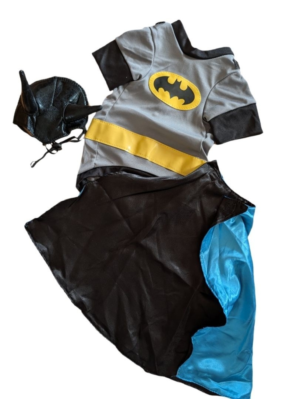 🩵 4/$20 15lb Batman Dog Costume - Gray, Black & Yellow‎ with Blue Lining